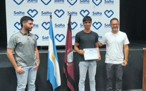 Adultos 2000: el municipio celebra nuevos egresados y lanza más inscripciones