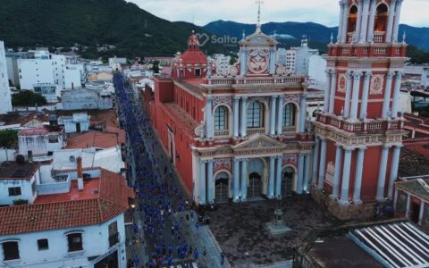 Ni la lluvia los frenó: más de 4 mil corredores hicieron vibrar la Medio Maratón New Balance