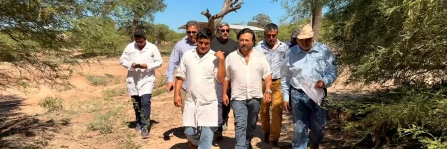 Sáenz supervisó el operativo integral de asistencia aérea, terrestre y fluvial por la crecida del río Bermejo