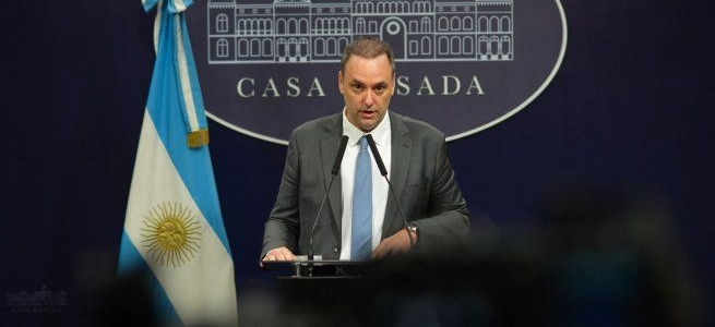 En Casa Rosada evalúan la salida de Manuel Adorni