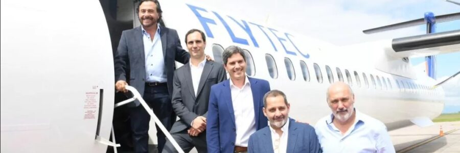 Sáenz destacó la inversión privada y el crecimiento minero en la presentación del avión Dash 8-400 en Salta