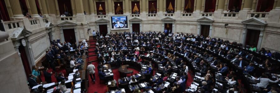 La Libertad Avanza buscará darle hoy sanción definitiva a la modificación de la Ley de Glaciares