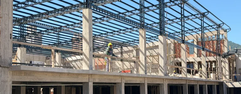 La 1ra etapa de renovación del mercado San Miguel tiene un 55 % de avance