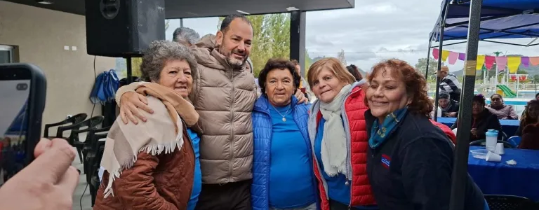 Movimiento a lo grande: cientos de adultos vivieron una jornada de recreación
