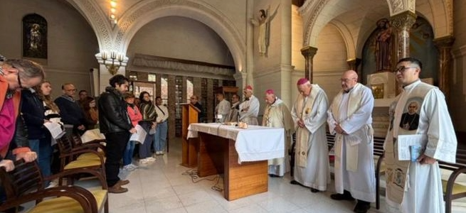 La Iglesia cuestionó la política migratoria del Gobierno, tras el cruce entre Javier Milei y Jorge García Cuerva