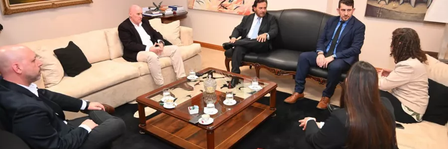 El Gobernador recibió a autoridades de la DAIA para avanzar en acciones conjuntas contra la discriminación y los discursos de odio