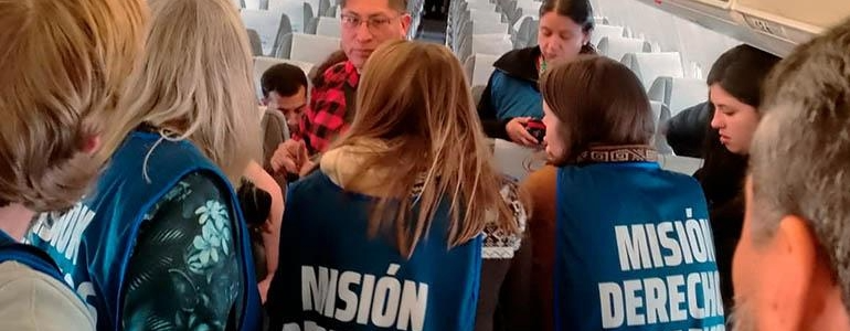 Activistas de izquierda Argentinos camuflados como referentes de Derechos Humanos fueron deportados de Bolivia
