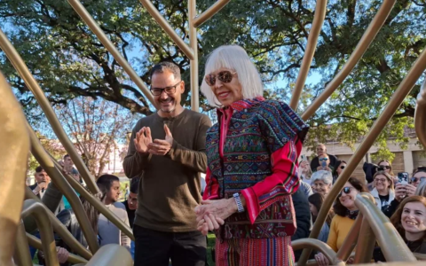 Marta Minujín eligió Salta y dejó una obra que ya pertenece a todos los salteños