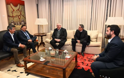 Sáenz con directivos de Abrasilver: El proyecto Diablillos de oro y plata por USD 760 millones se incluyó en el RIGI