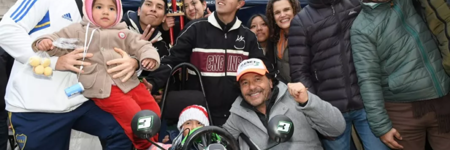 Educación, innovación tecnológica y desarrollo laboral: Sáenz participó de la gran muestra Estudiá Salta que convocó a miles de jóvenes y familias