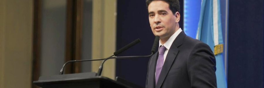 El Gobierno confirmó que Adorni mantiene custodia oficial, pero aclaró que se trata de un “servicio reducido”