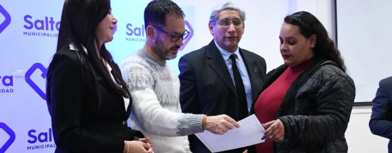 Más de 300 salteños recibieron sus certificados tras capacitarse en idiomas