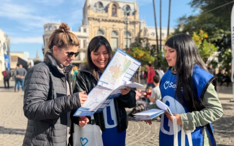 La ciudad de Salta recibe a miles de turistas en el inicio de las vacaciones de invierno