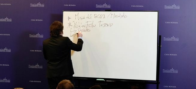 Javier Milei reunió a los legisladores libertarios para preparar el tratamiento de la reforma de la Carta Orgánica del BCRA