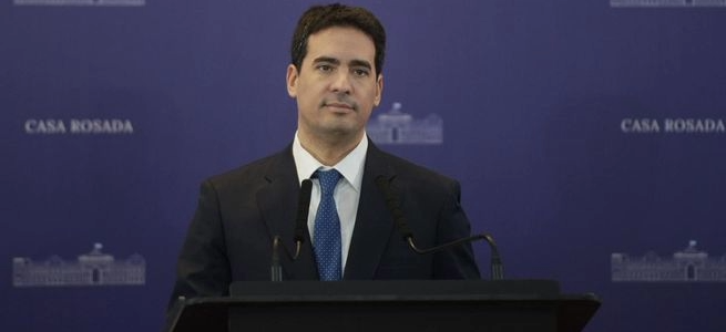 «Siendo un país bananero, nunca vamos a recuperar las Malvinas»: fuertes críticas de la oposición al vocero presidencial