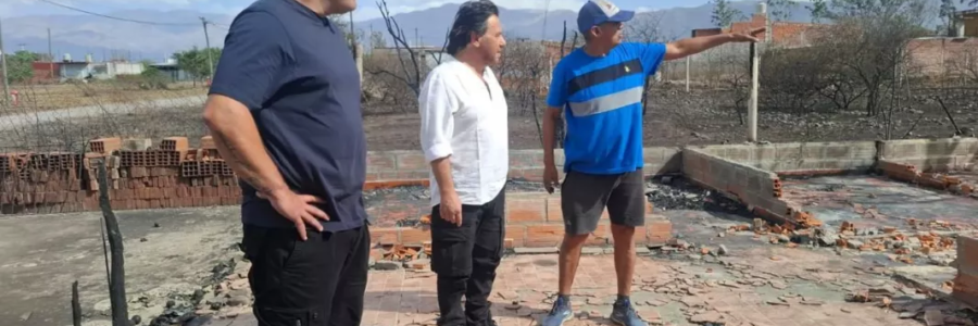 Sáenz verificó la asistencia integral de la Provincia a las familias afectadas por los incendios en barrio El Refugio
