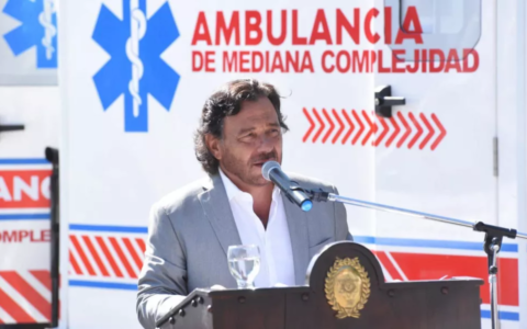 Nación replica la política implementada por Sáenz en Salta y cobrará la atención médica a extranjeros no residentes