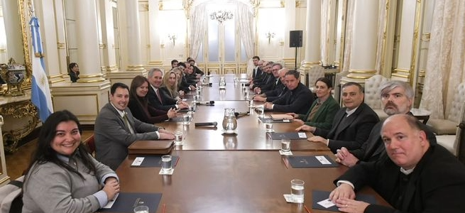Karina Milei se reunió con la Iglesia y avanzó en la organización de la visita del papa León XIV