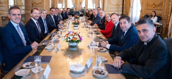 Argentina y EEUU avanzan en la implementación del acuerdo de comercio e inversión