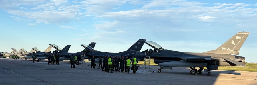 La Argentina recibió otros seis aviones F-16: buscan adelantar las últimas entregas para el año electoral