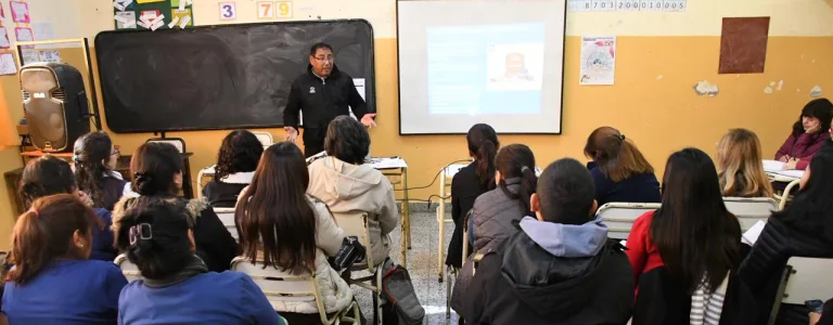 La Municipalidad continúa realizando capacitaciones ante sismos en las escuelas  