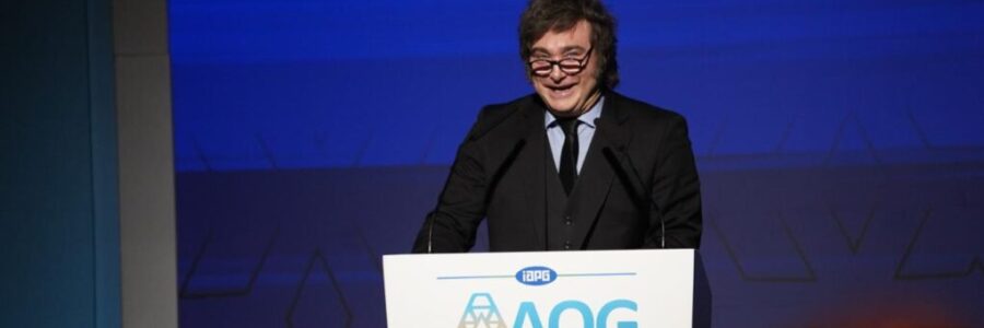 Javier Milei rechazó que la gente no llegue a fin de mes: «¿Cómo viven 10 días sin comer ni beber?»